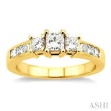 1 Ctw Nine Stone Princess Cut Diamond Engagement Ring in 14K Yellow Gold