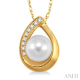 6.5MM Cultured Pearl and 1/20 Ctw Round Cut Diamond Pendant in 10K Yellow Gold with Chain