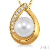 Pearl & Diamond Pendant